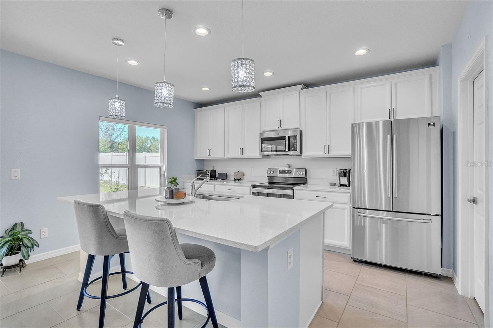 9401 LA SALLE ST, GROVELAND, FL, 34736