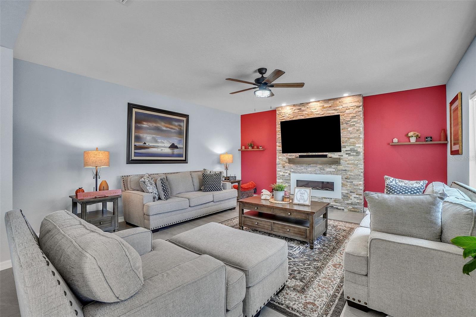 9401 LA SALLE ST, GROVELAND, FL, 34736