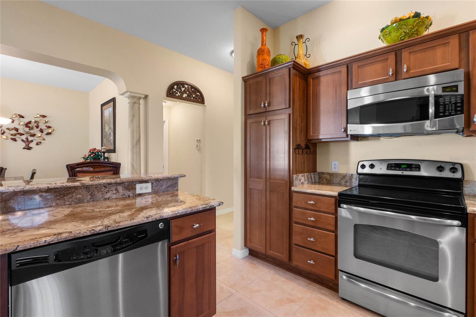 2428 MAVERICK WAY, THE VILLAGES, FL, 32162