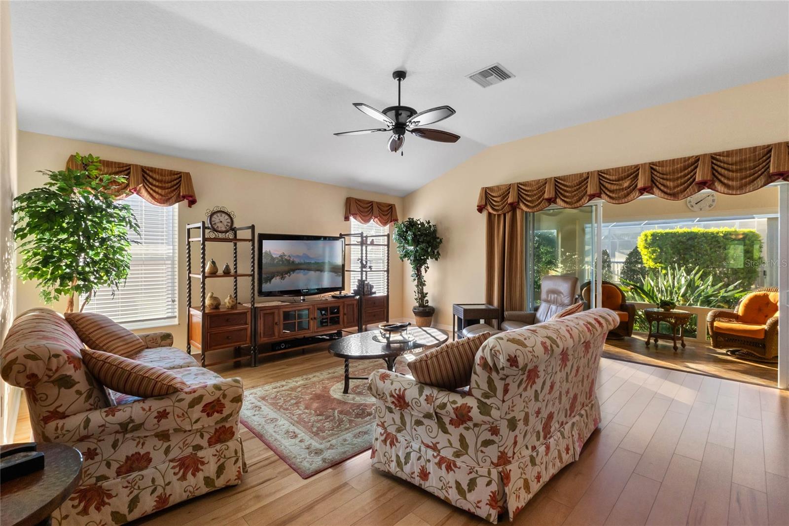 2428 MAVERICK WAY, THE VILLAGES, FL, 32162