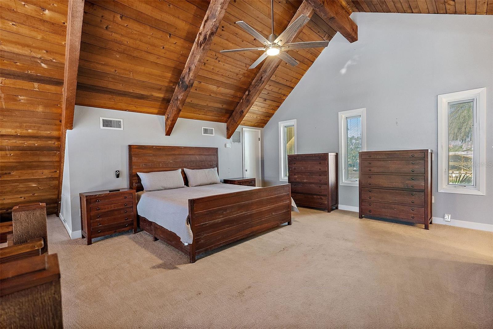 1101 BAY PINE BLVD, INDIAN ROCKS BEACH, FL, 33785