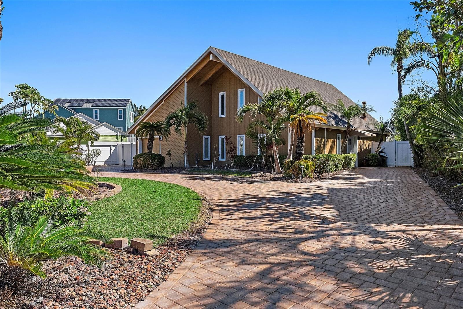 1101 BAY PINE BLVD, INDIAN ROCKS BEACH, FL, 33785