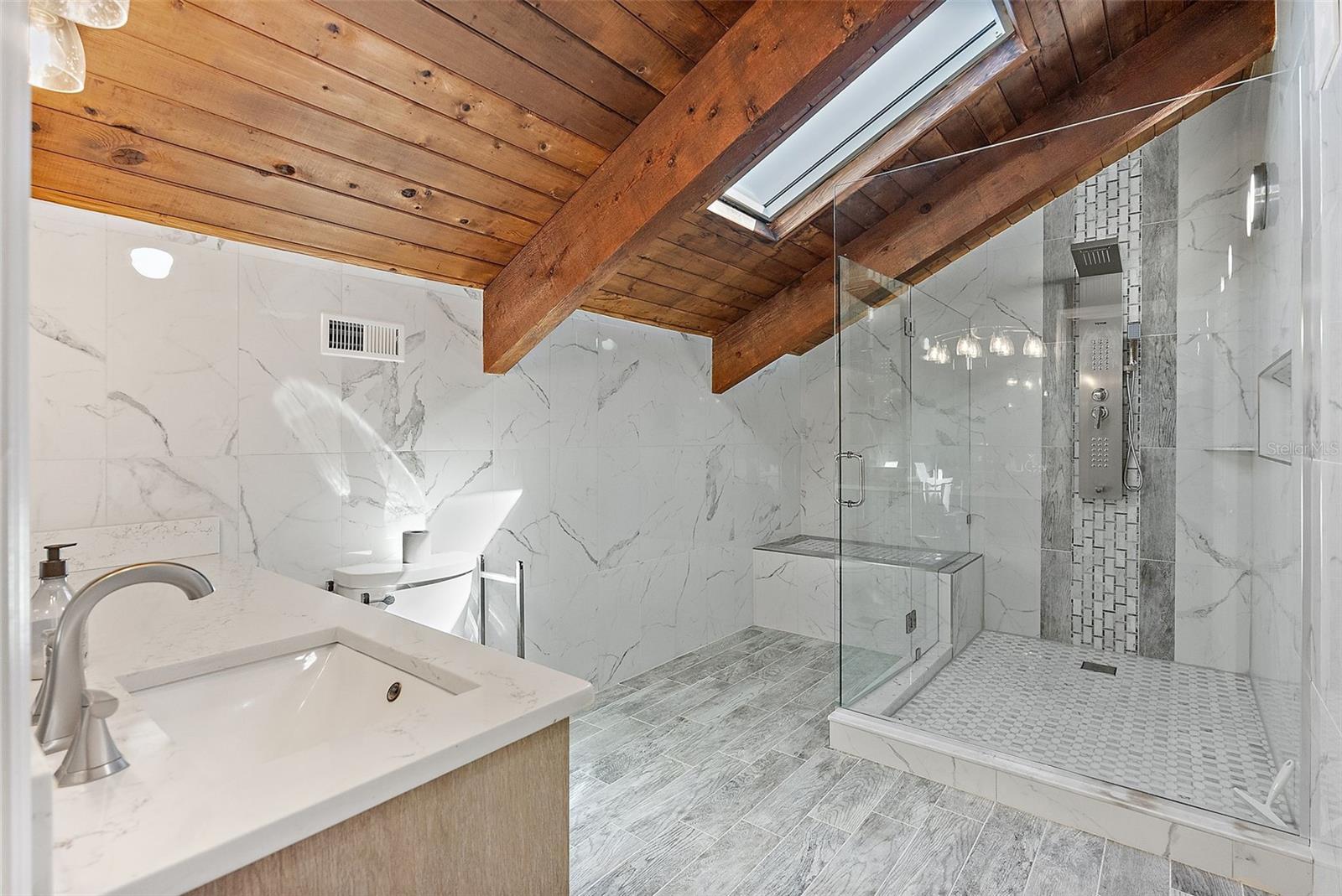 1101 BAY PINE BLVD, INDIAN ROCKS BEACH, FL, 33785