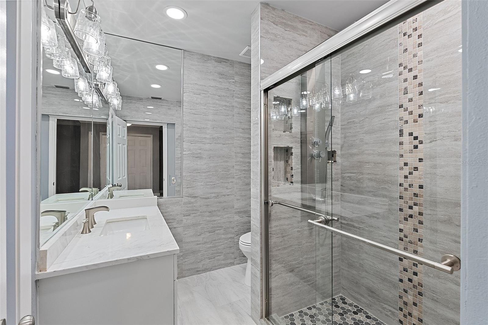 1101 BAY PINE BLVD, INDIAN ROCKS BEACH, FL, 33785