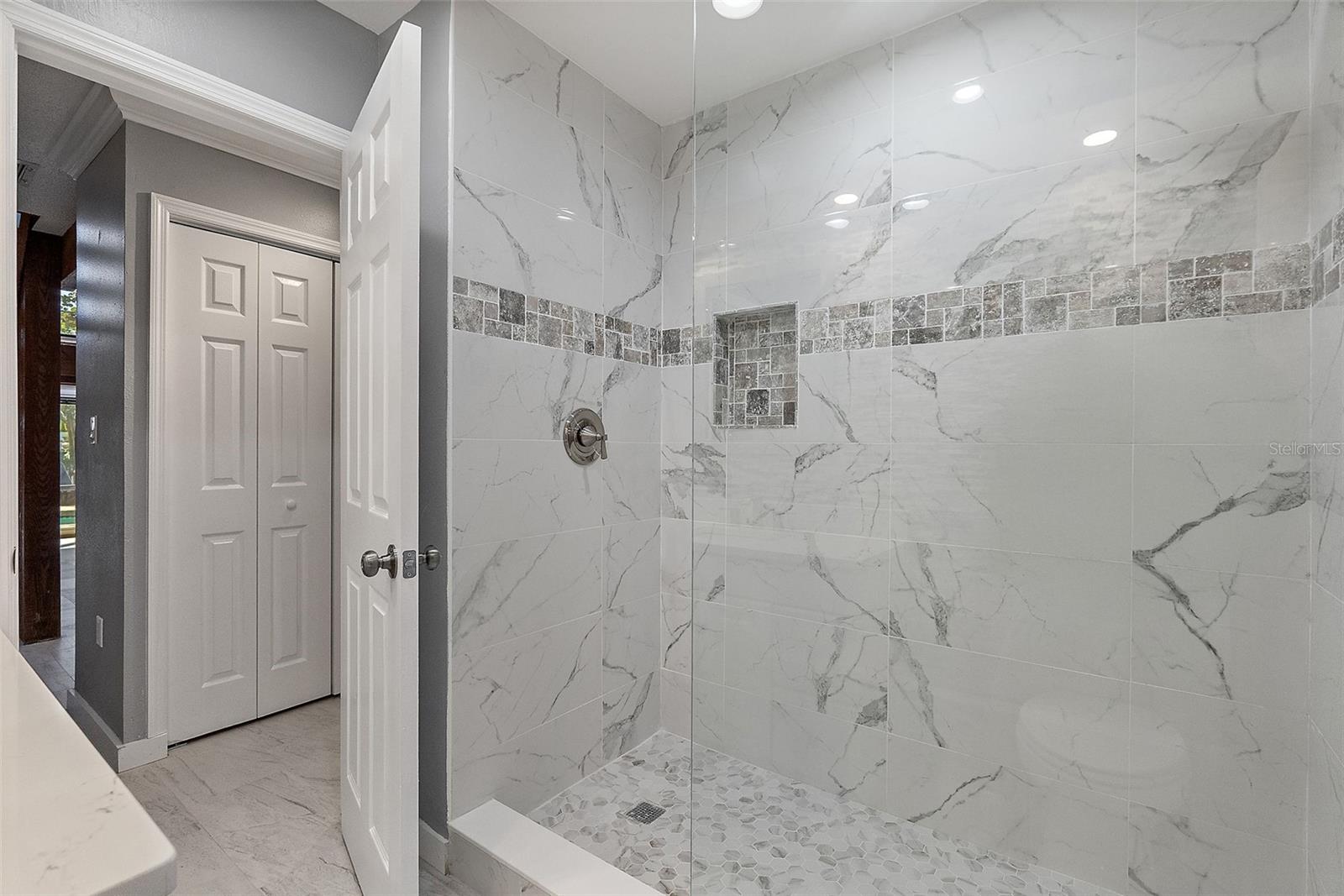 1101 BAY PINE BLVD, INDIAN ROCKS BEACH, FL, 33785