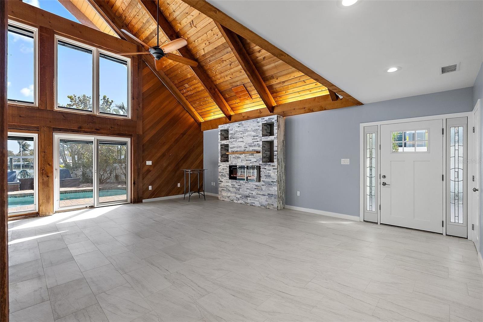 1101 BAY PINE BLVD, INDIAN ROCKS BEACH, FL, 33785