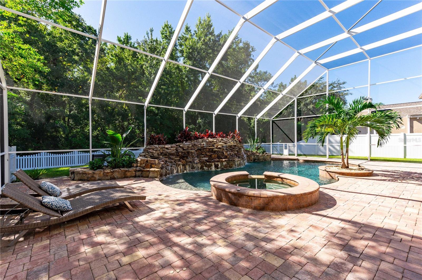 27524 PINE POINT DR, WESLEY CHAPEL, FL, 33544