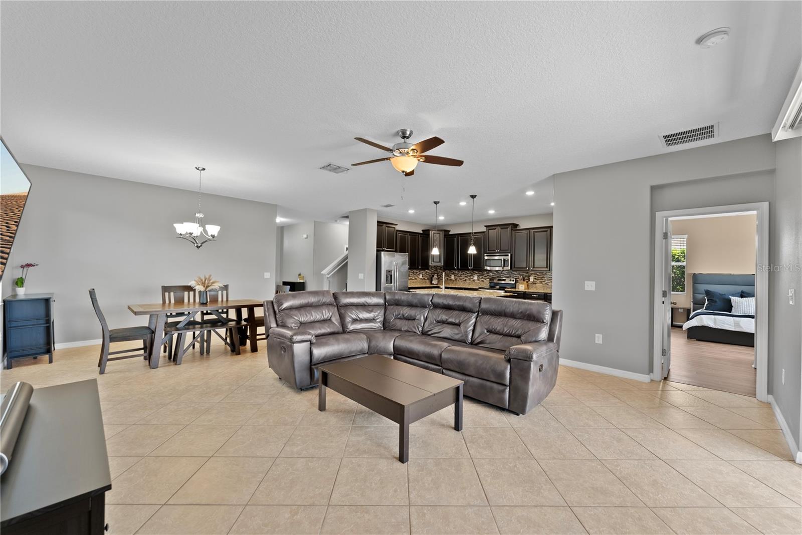 2319 GRANTHAM AVE, DAVENPORT, FL, 33837