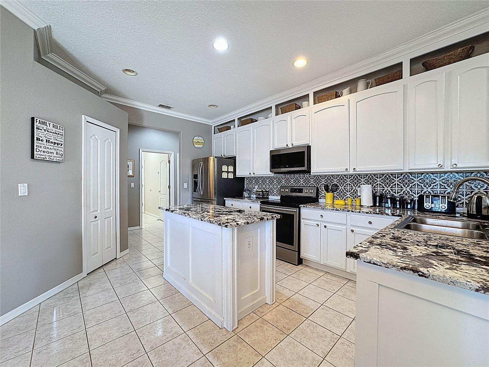 2634 RAVENDALE LN, HOLIDAY, FL, 34691