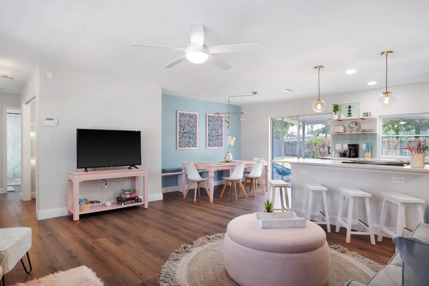 2001 25TH AVE W, BRADENTON, FL, 34205