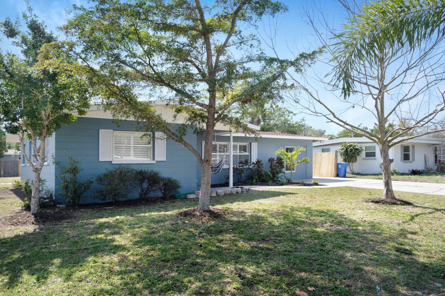 2001 25TH AVE W, BRADENTON, FL, 34205