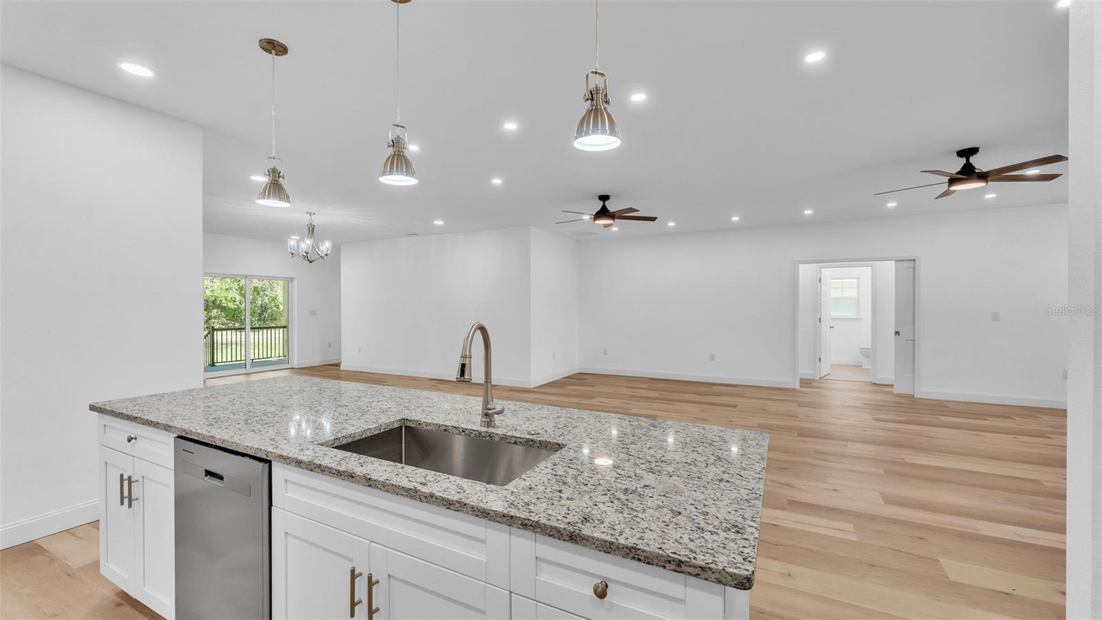 12500 GREEN OAK LN, DADE CITY, FL, 33525