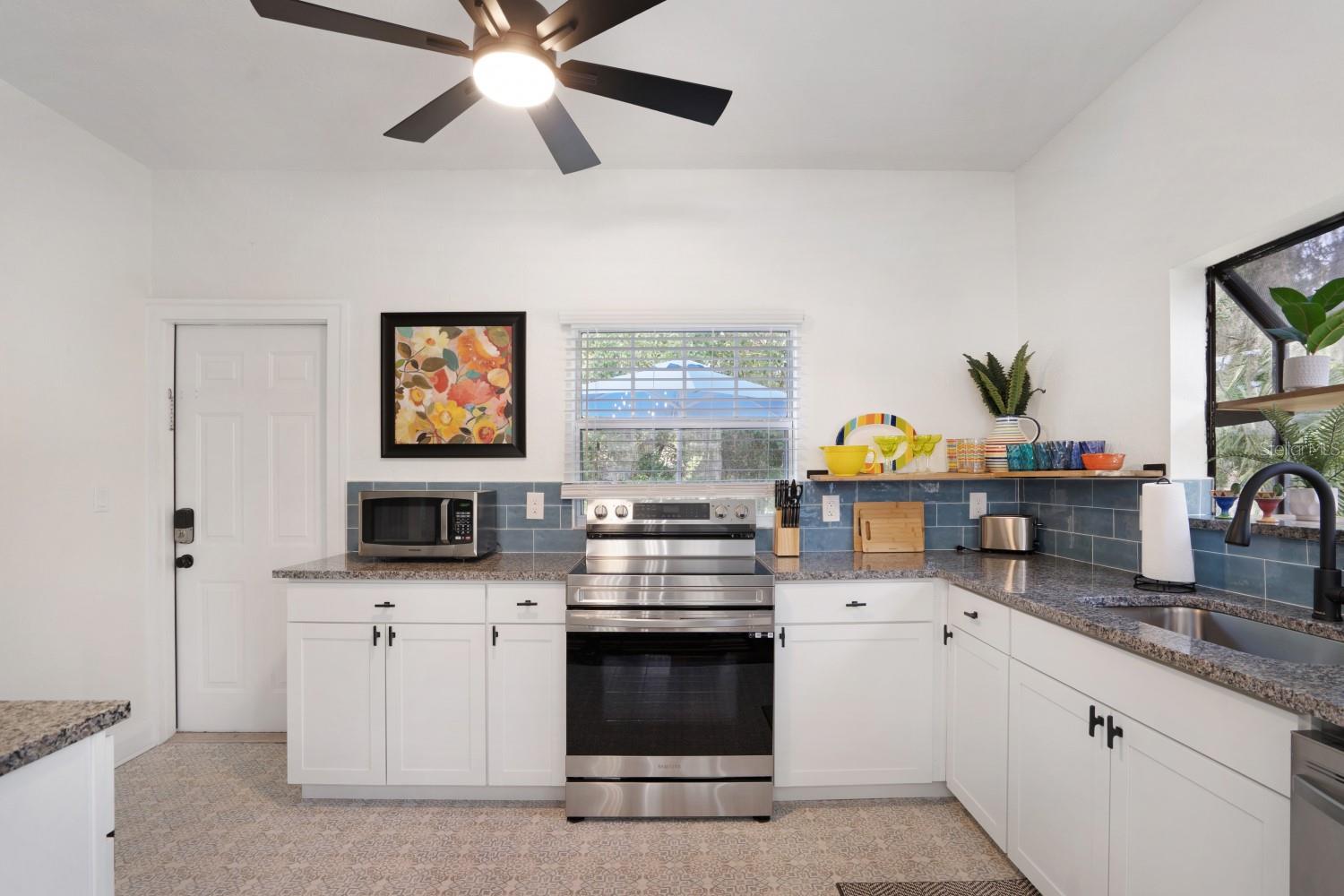 2003 12TH AVE W, BRADENTON, FL, 34205