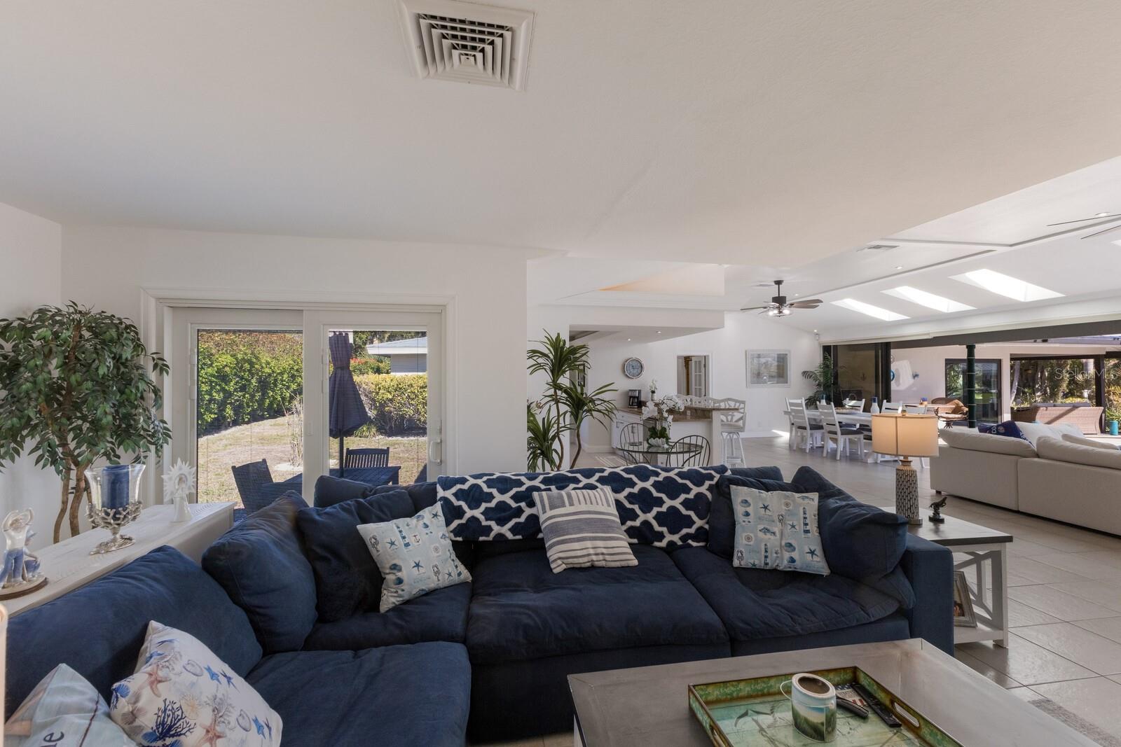 500 HALYARD LN, LONGBOAT KEY, FL, 34228