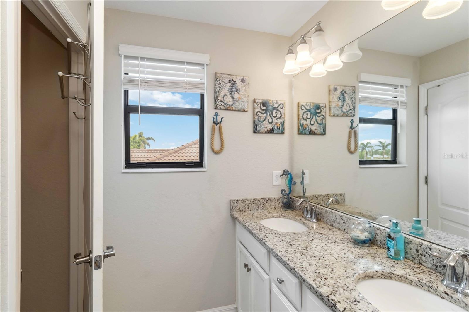 19369 NEARPOINT DR, VENICE, FL, 34292