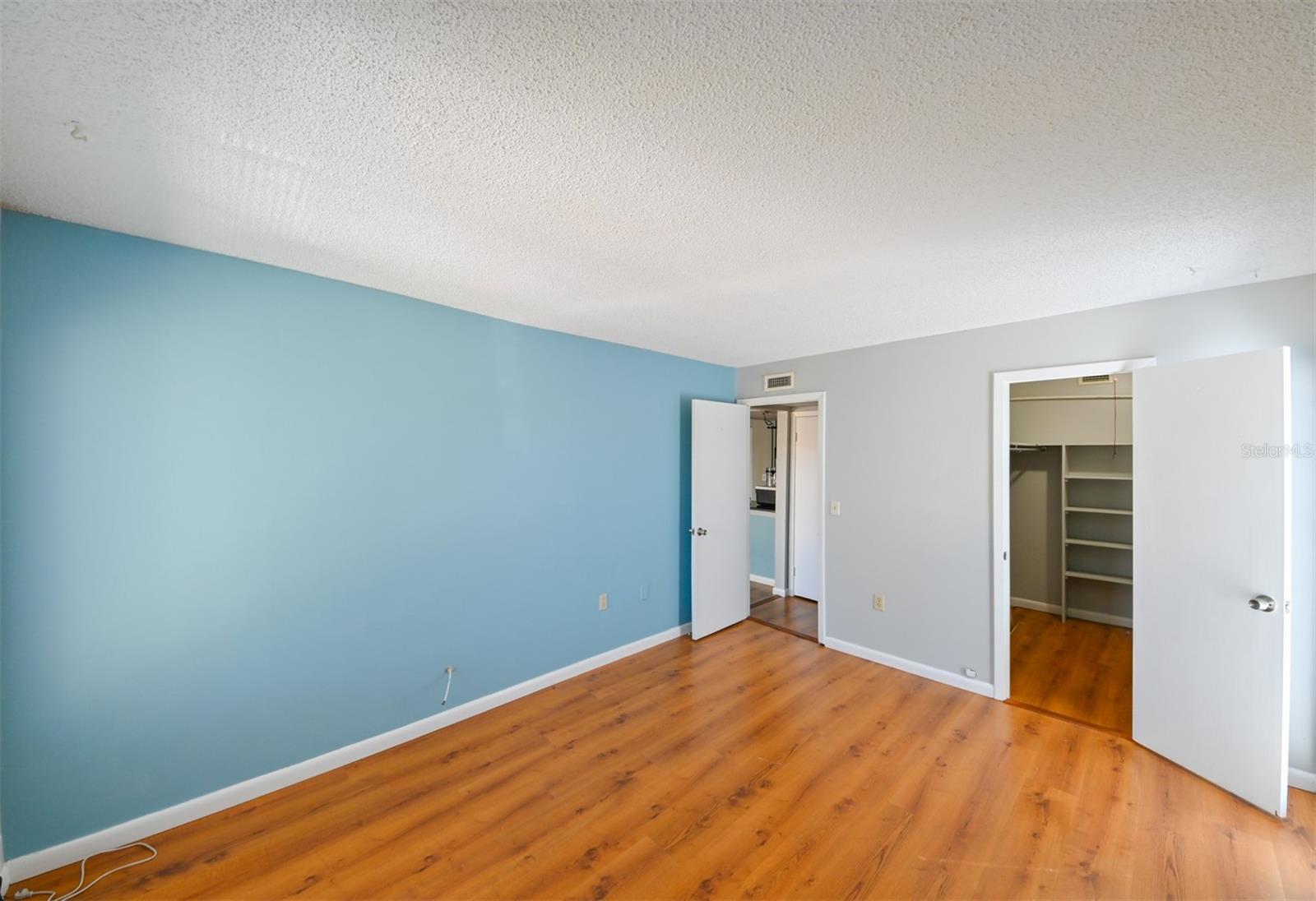 3853 S LAKE DR #164, TAMPA, FL, 33614