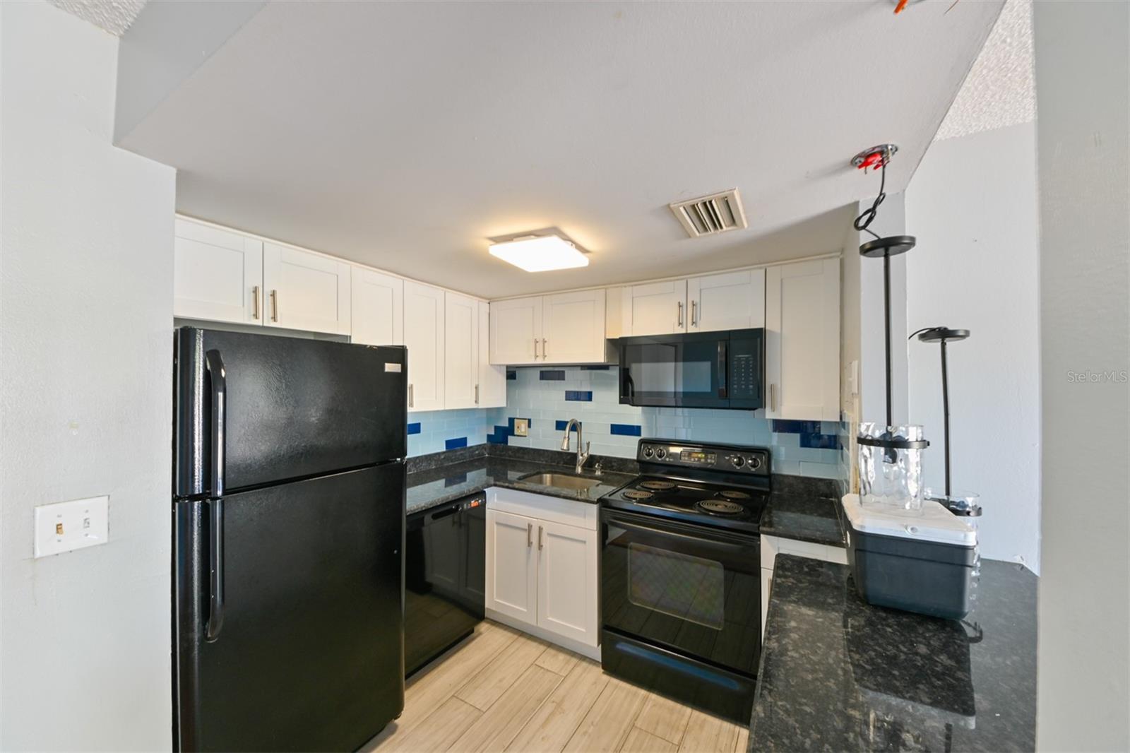 3853 S LAKE DR #164, TAMPA, FL, 33614