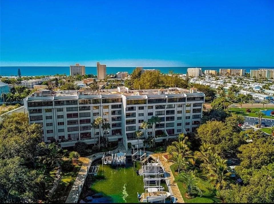 5911 MIDNIGHT PASS RD #601, SARASOTA, FL, 34242