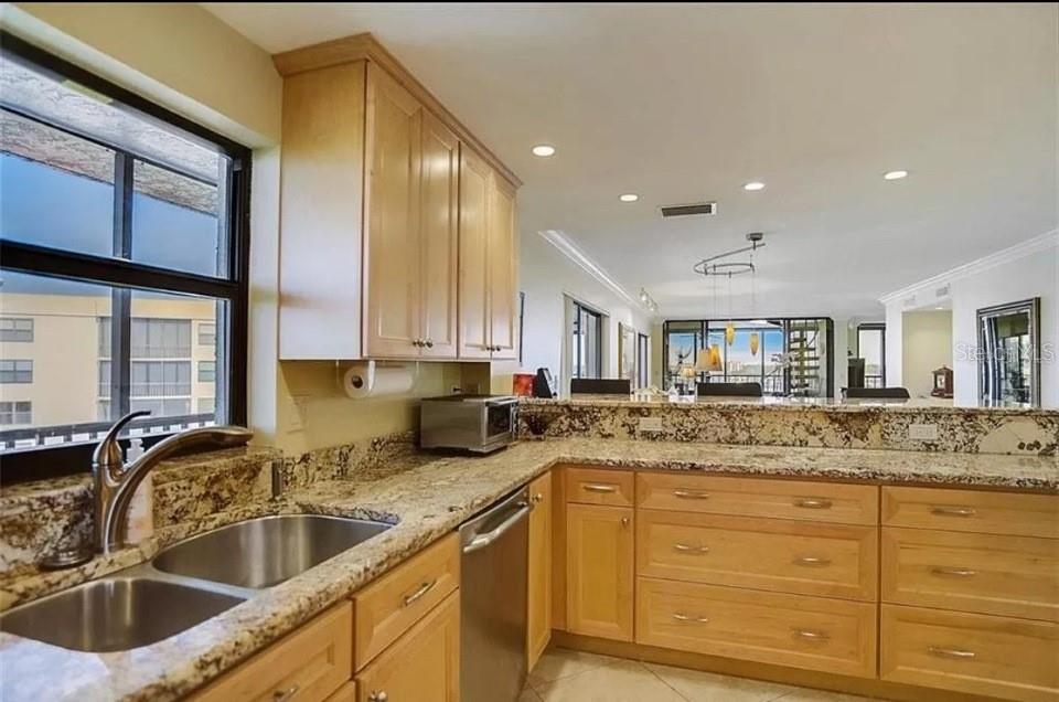 5911 MIDNIGHT PASS RD #601, SARASOTA, FL, 34242