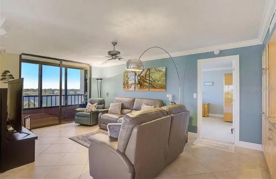 5911 MIDNIGHT PASS RD #601, SARASOTA, FL, 34242