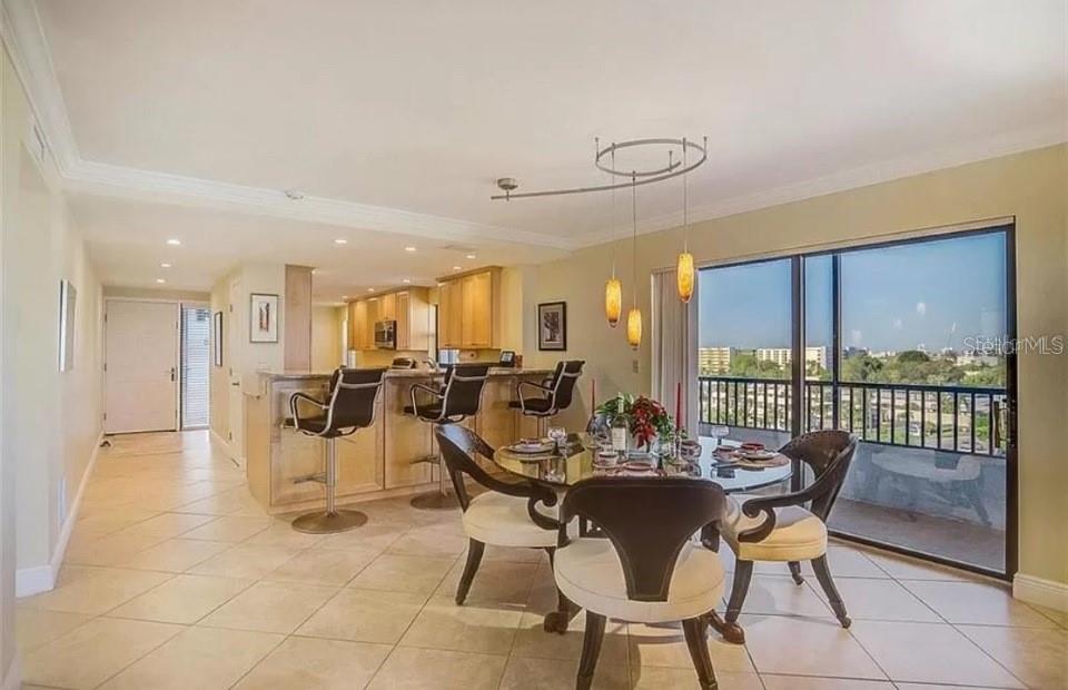 5911 MIDNIGHT PASS RD #601, SARASOTA, FL, 34242
