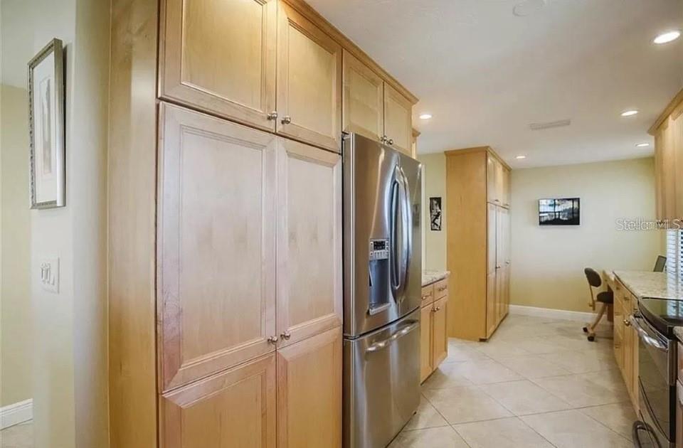 5911 MIDNIGHT PASS RD #601, SARASOTA, FL, 34242