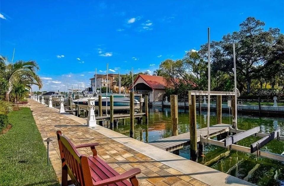 5911 MIDNIGHT PASS RD #601, SARASOTA, FL, 34242