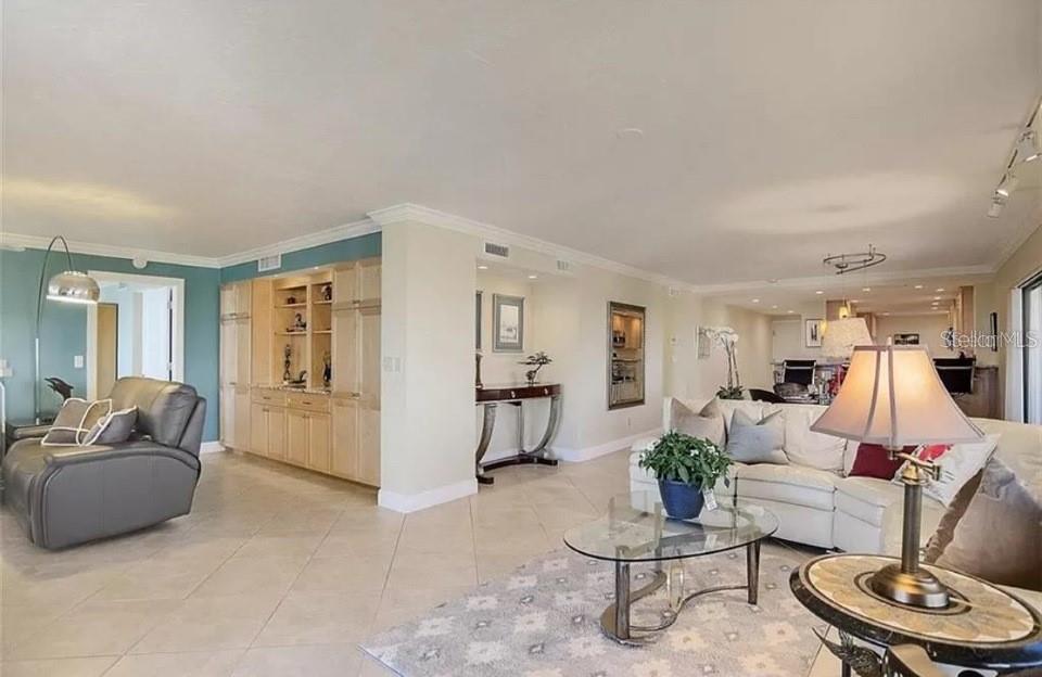 5911 MIDNIGHT PASS RD #601, SARASOTA, FL, 34242