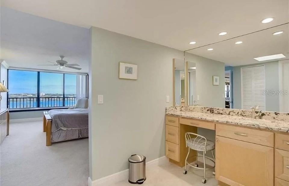 5911 MIDNIGHT PASS RD #601, SARASOTA, FL, 34242