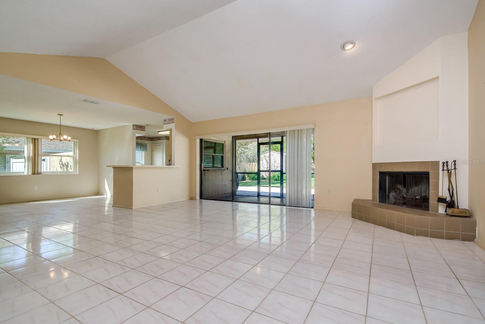 3418 CULLENDALE DR, TAMPA, FL, 33618