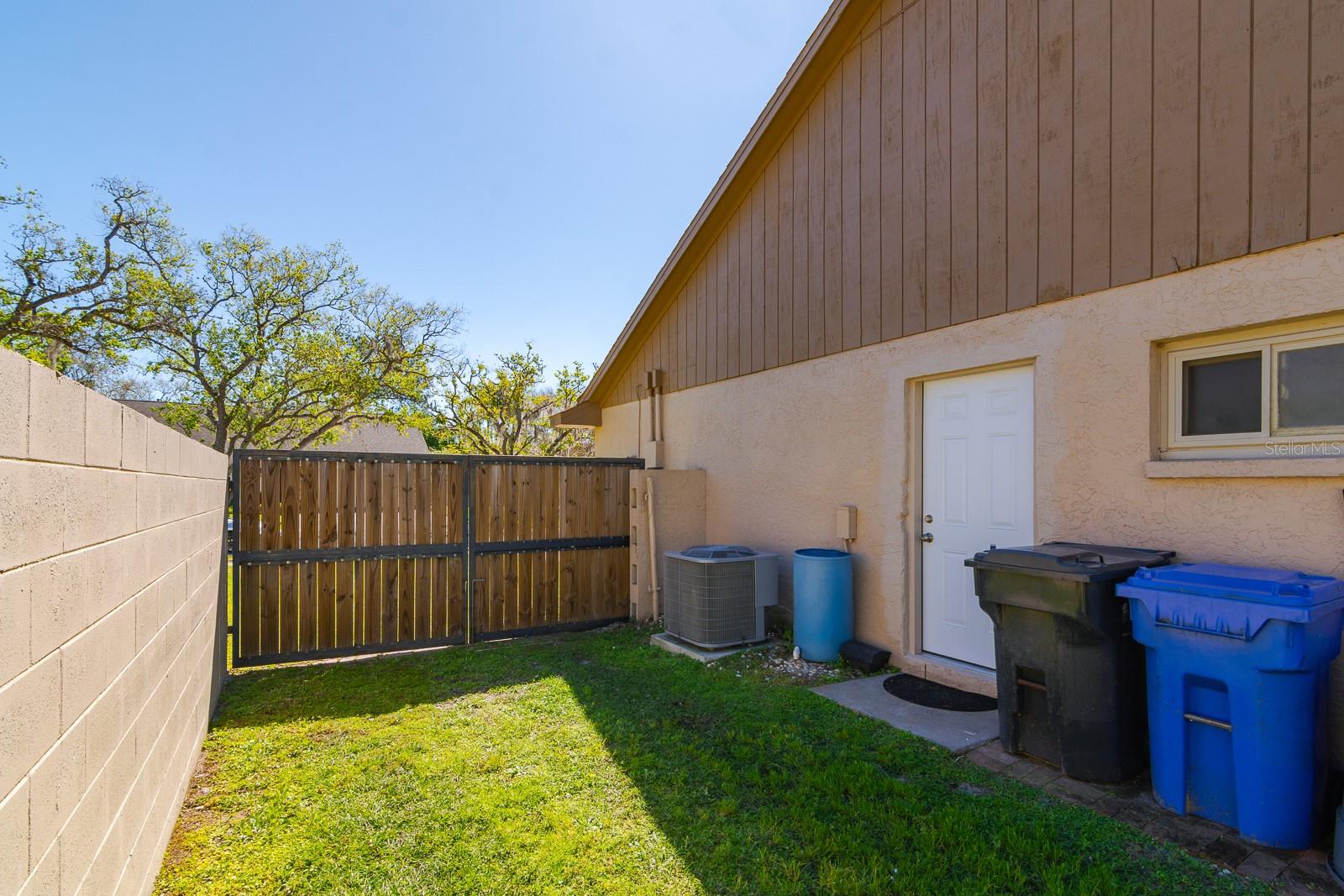 3418 CULLENDALE DR, TAMPA, FL, 33618