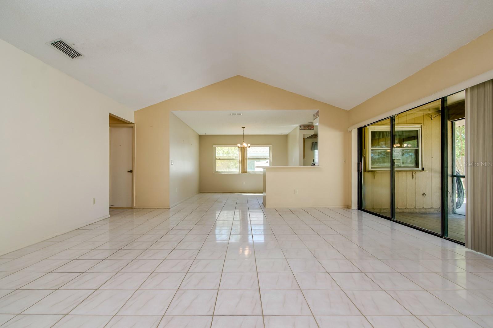 3418 CULLENDALE DR, TAMPA, FL, 33618