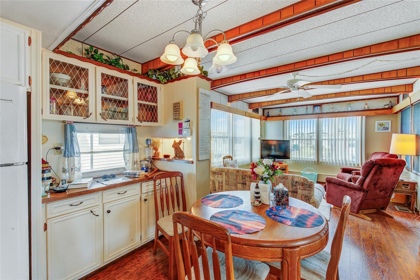 92 DEL RIO DR, PALMETTO, FL, 34221