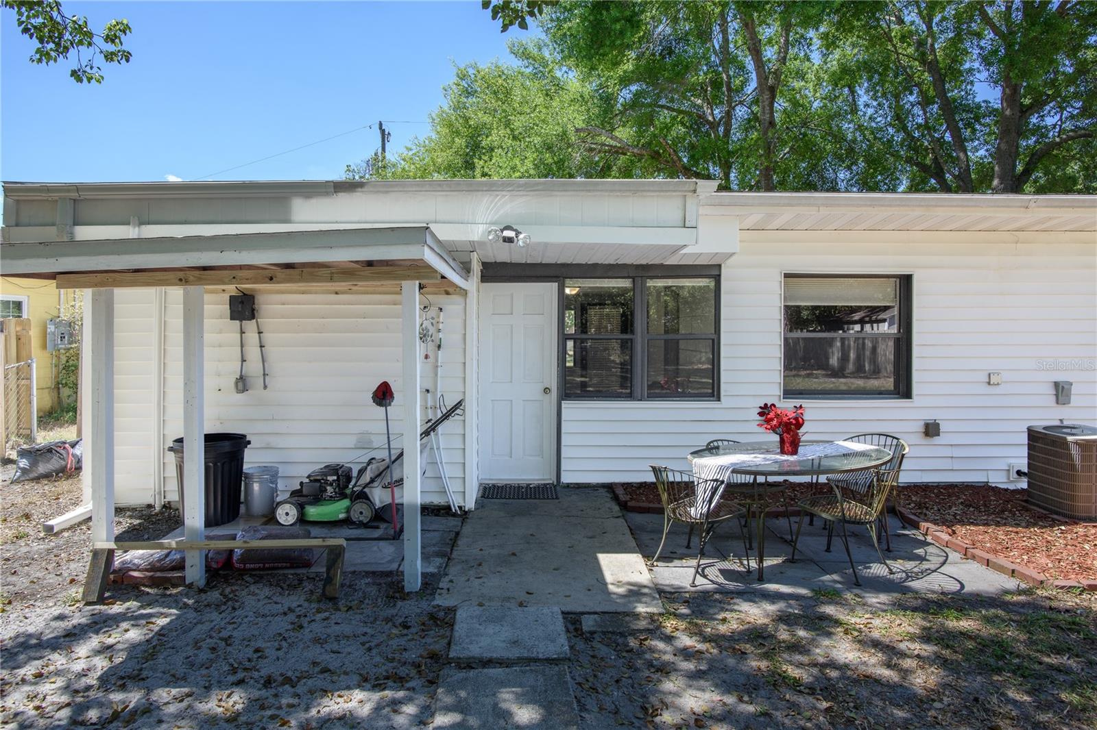 2429 YALE AVE, SANFORD, FL, 32771