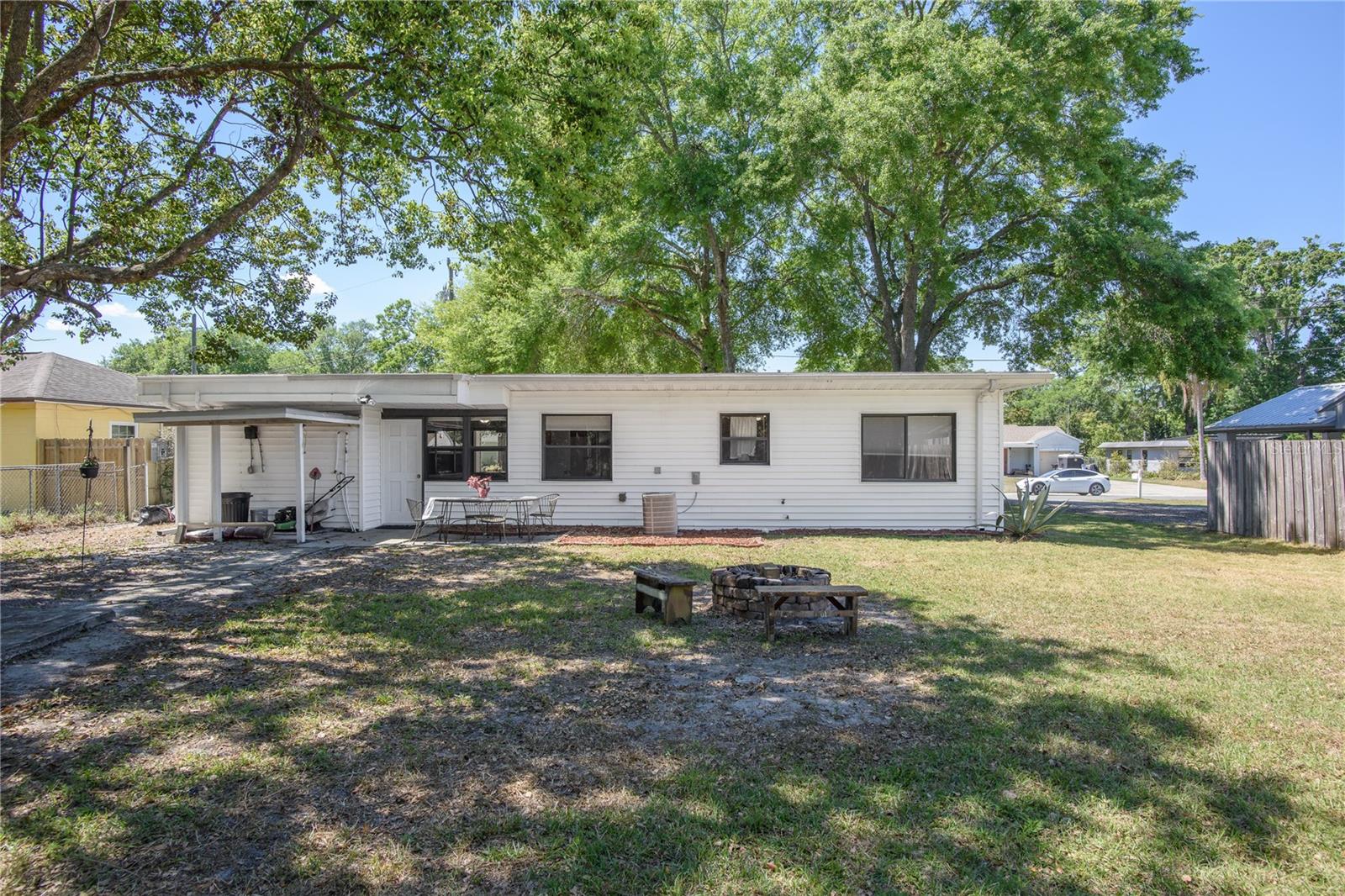 2429 YALE AVE, SANFORD, FL, 32771