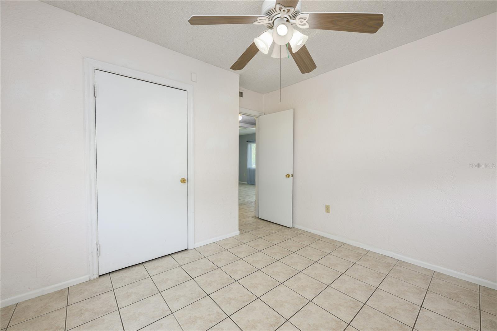 2429 YALE AVE, SANFORD, FL, 32771