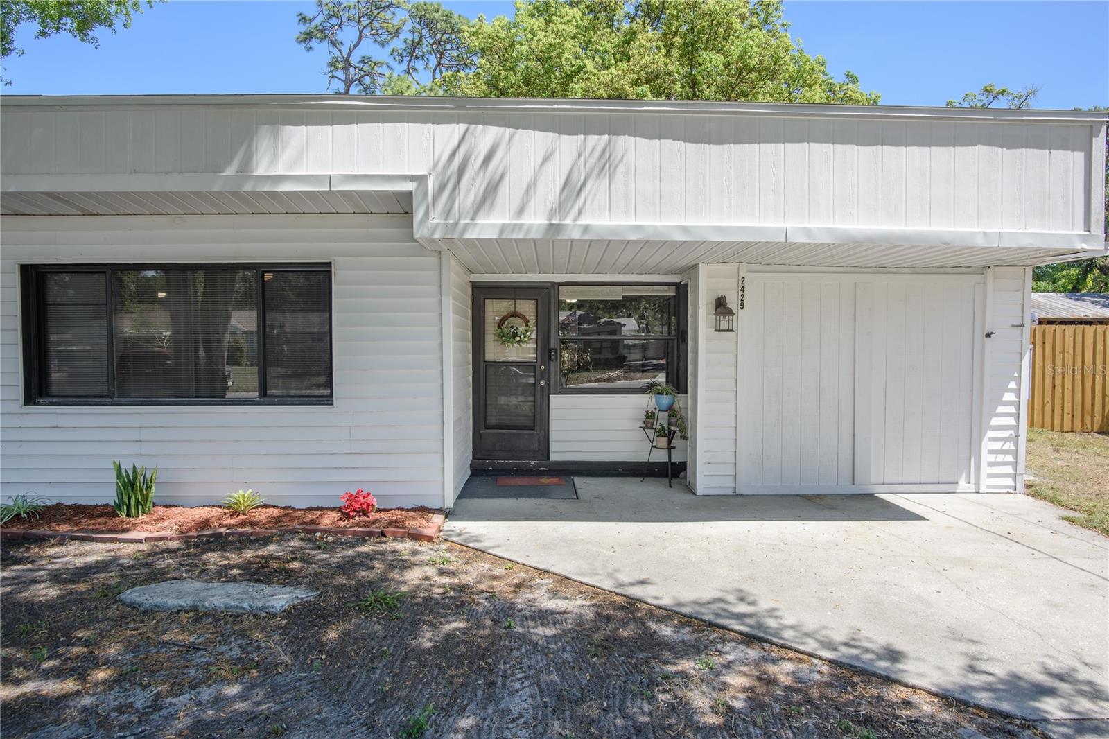 2429 YALE AVE, SANFORD, FL, 32771