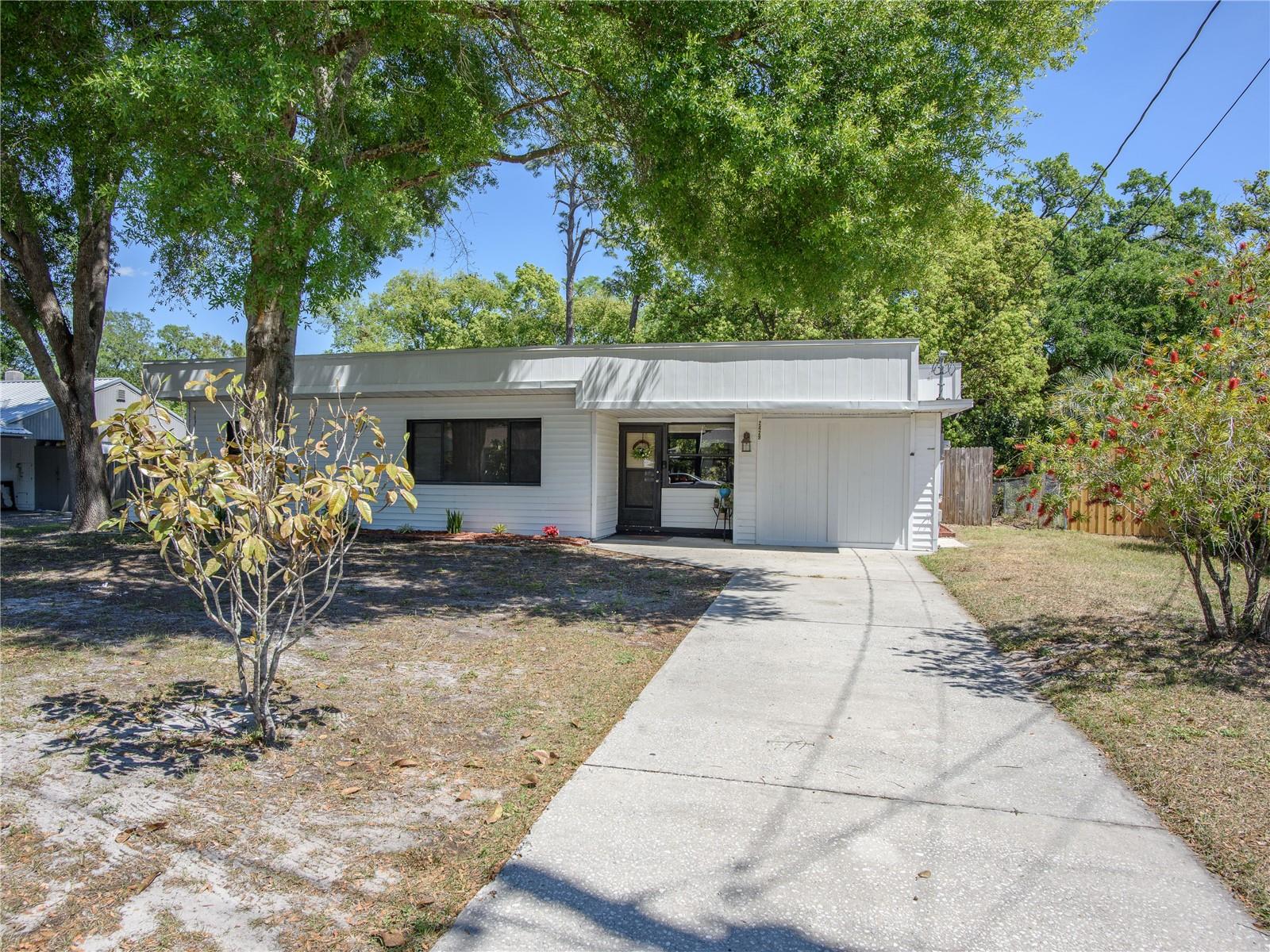 2429 YALE AVE, SANFORD, FL, 32771