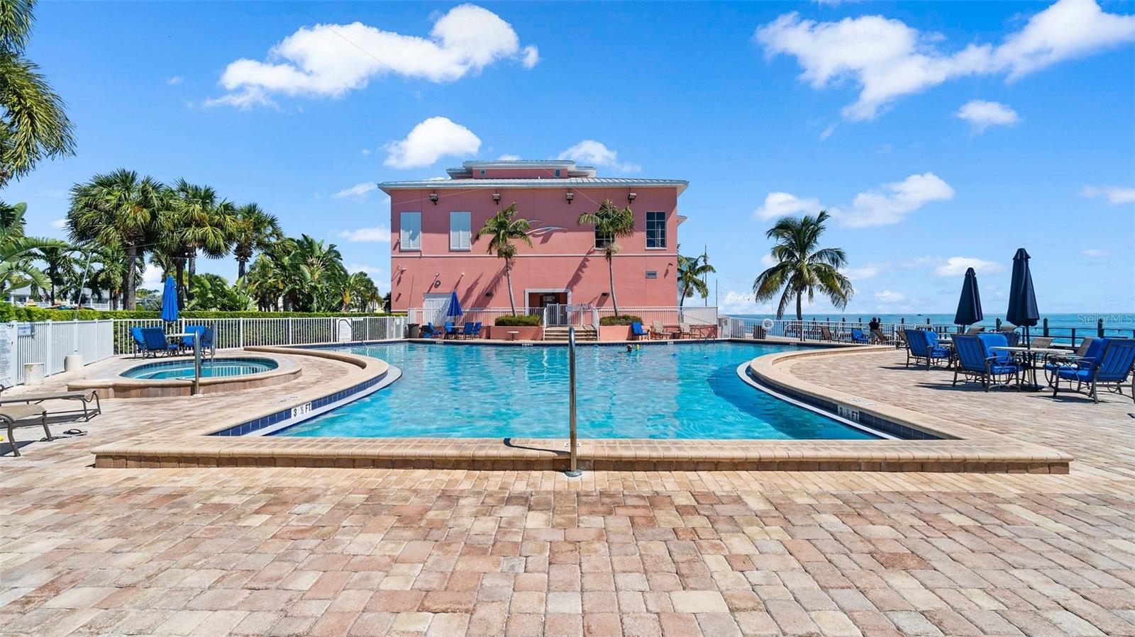 4974 COQUINA KEY DR SE, ST PETERSBURG, FL, 33705