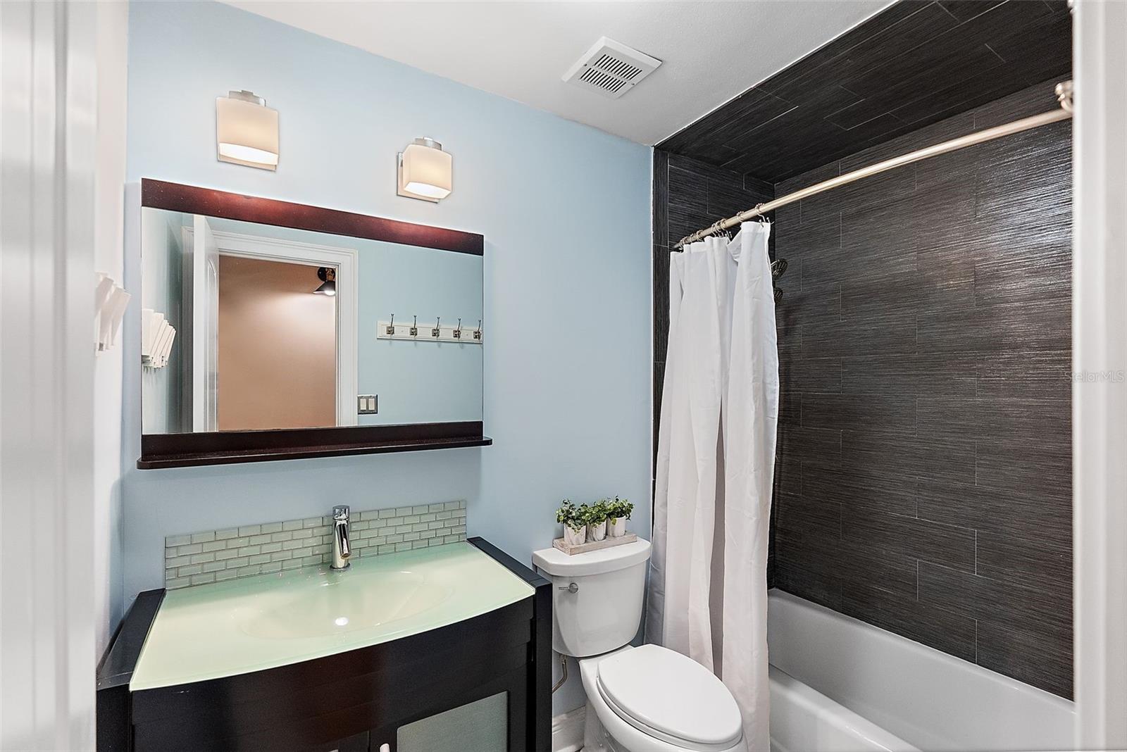 4974 COQUINA KEY DR SE, ST PETERSBURG, FL, 33705