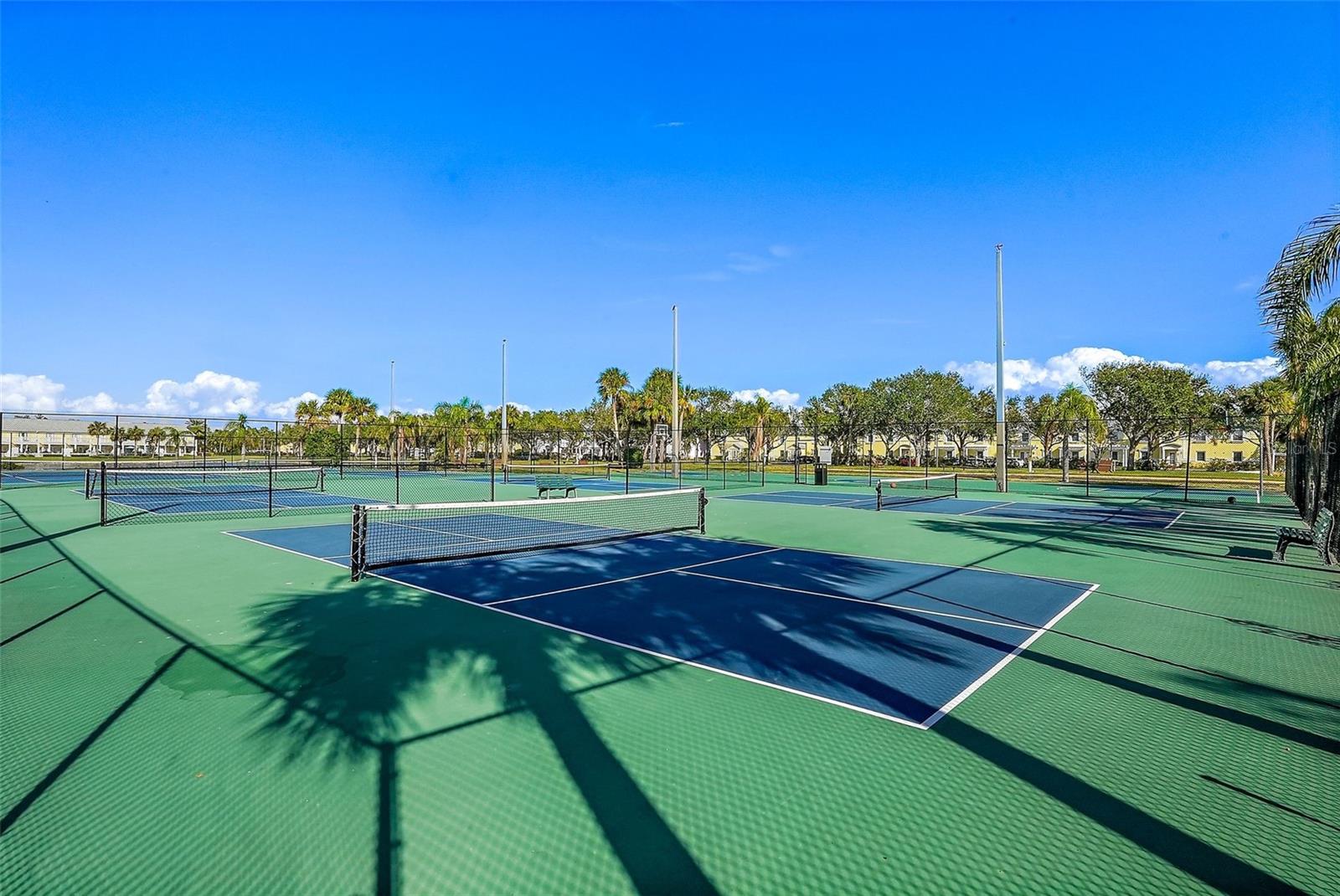4974 COQUINA KEY DR SE, ST PETERSBURG, FL, 33705