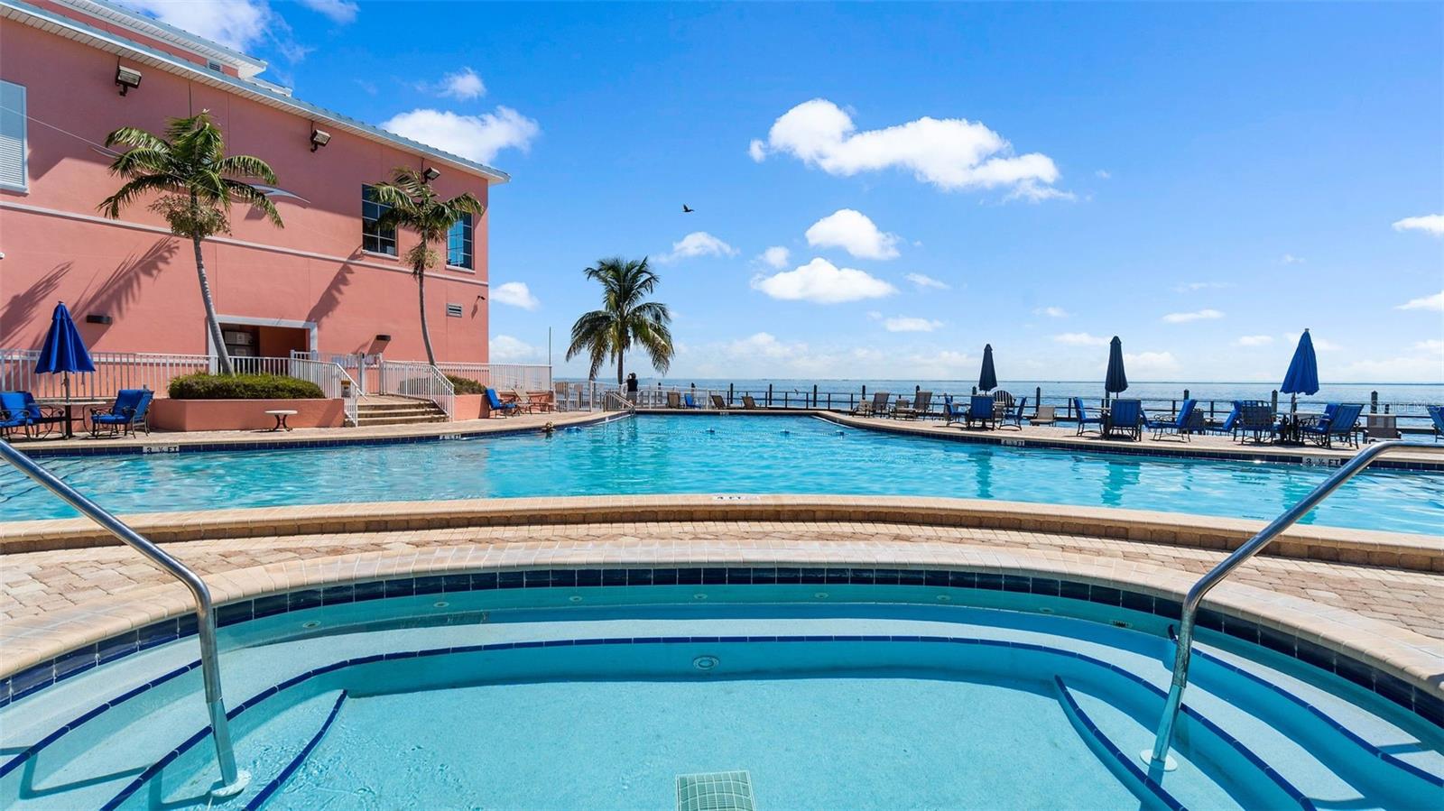 4974 COQUINA KEY DR SE, ST PETERSBURG, FL, 33705