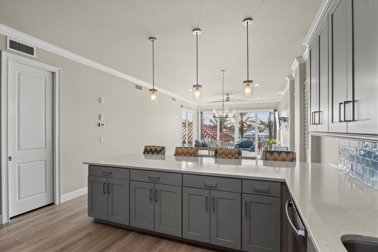 505 N TAMIAMI TRAIL #202, VENICE, FL, 34285