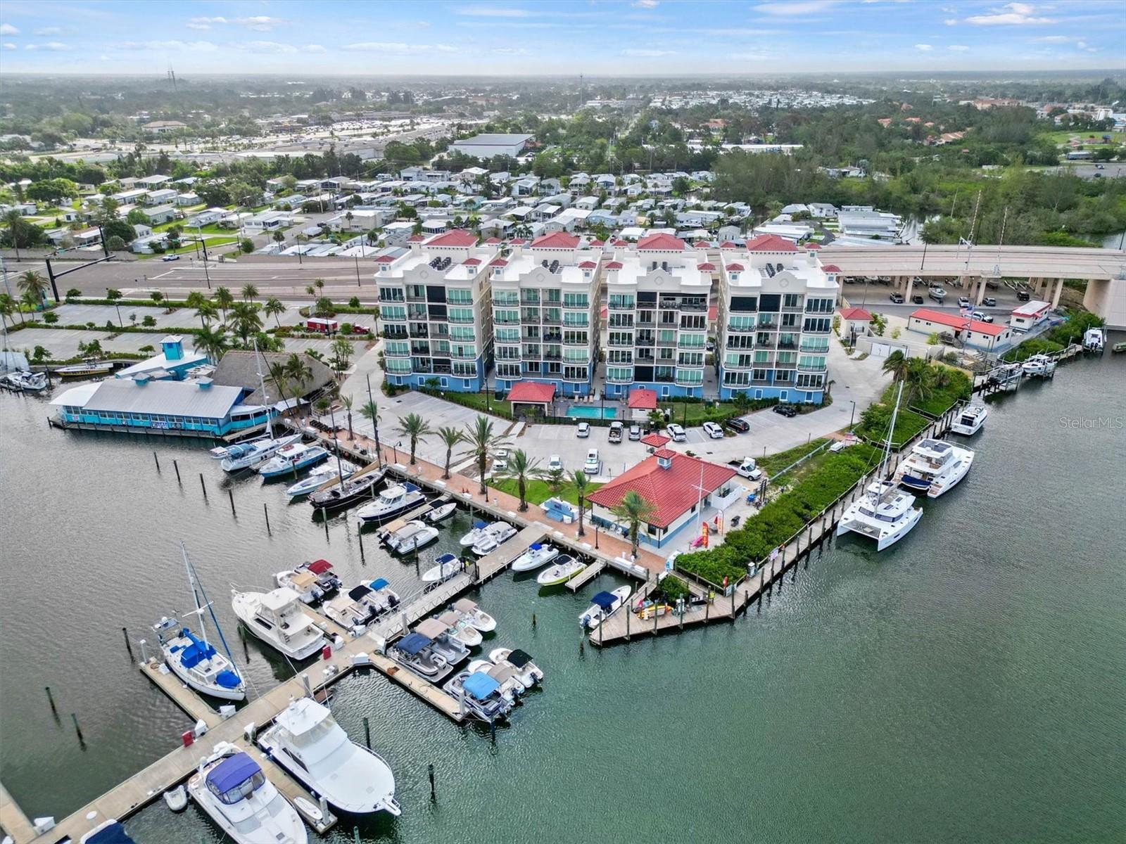 505 N TAMIAMI TRAIL #202, VENICE, FL, 34285
