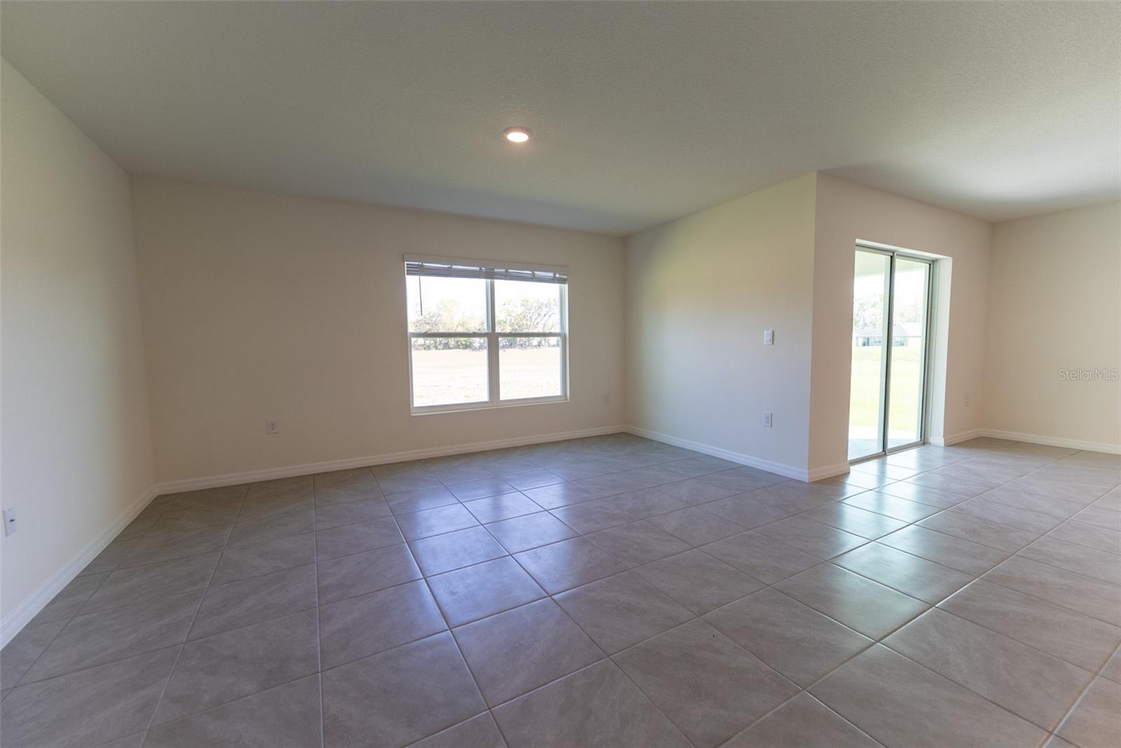 6739 SE 112 PL, BELLEVIEW, FL, 34420