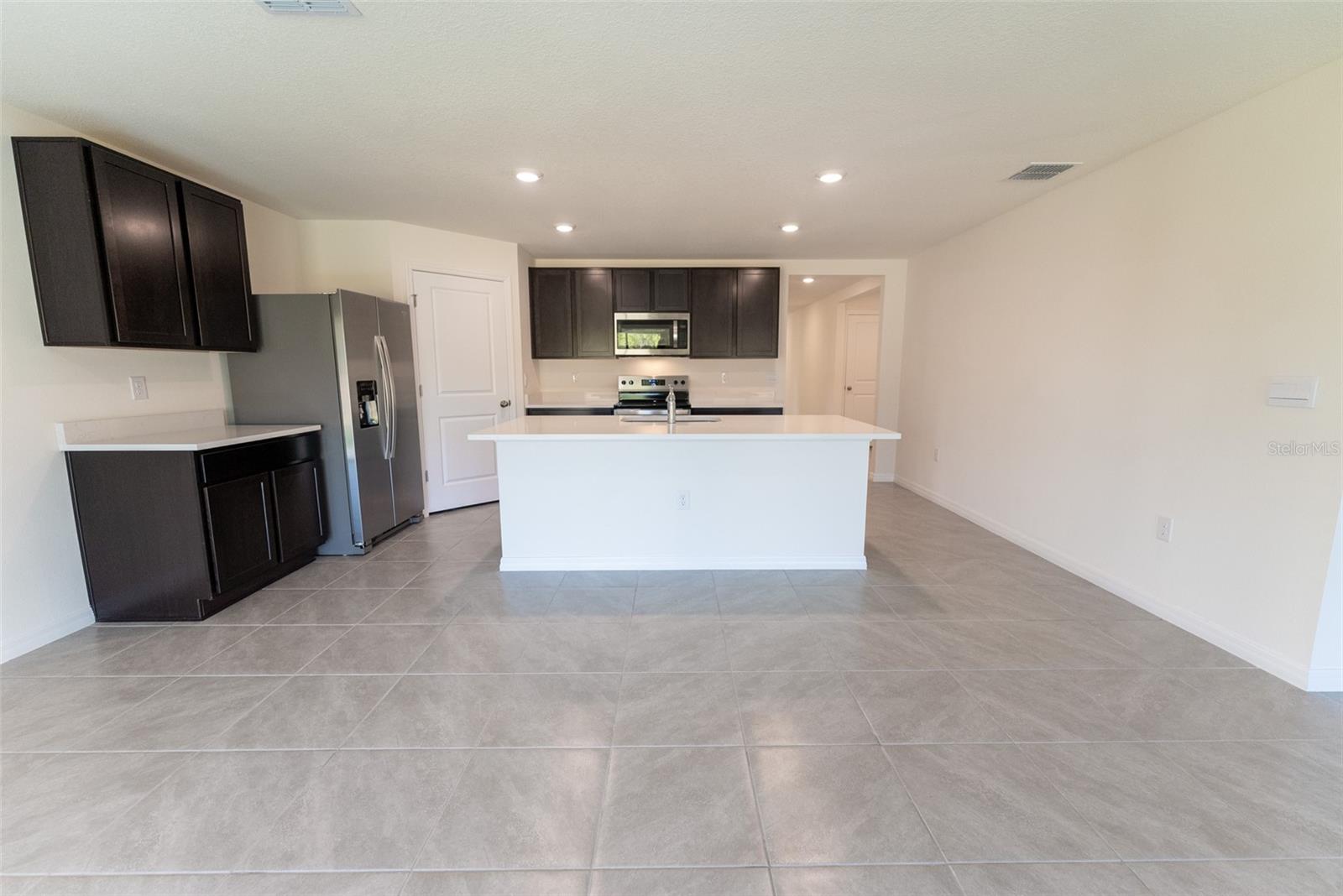 6739 SE 112 PL, BELLEVIEW, FL, 34420