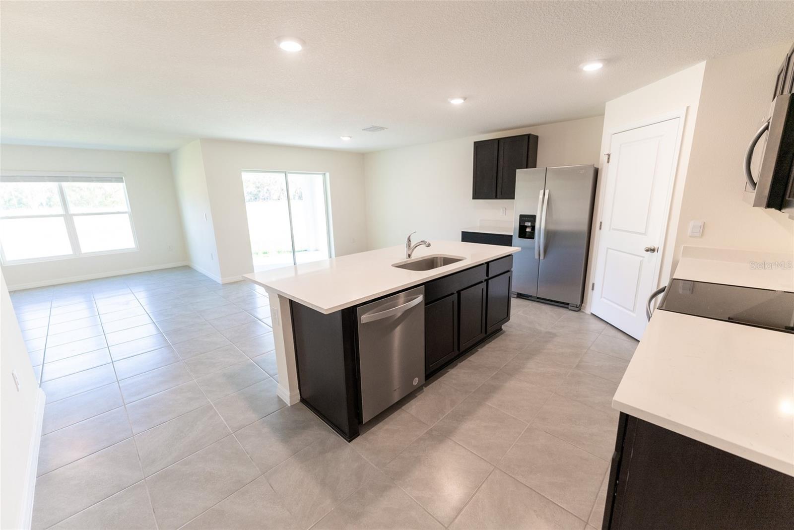 6739 SE 112 PL, BELLEVIEW, FL, 34420
