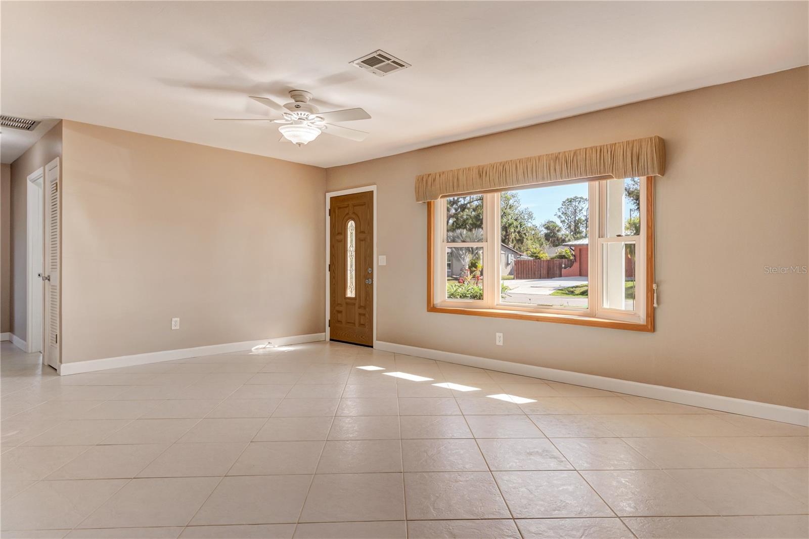18427 GOODMAN CIR, PORT CHARLOTTE, FL, 33948
