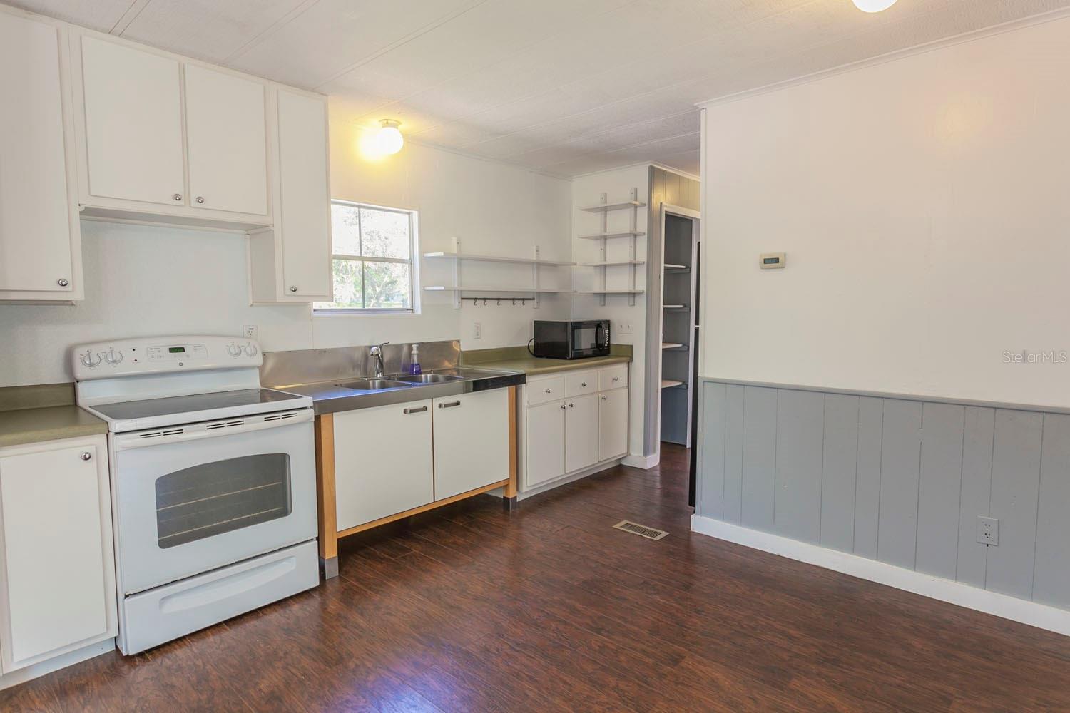 1824 MARION COUNTY RD, WEIRSDALE, FL, 32195