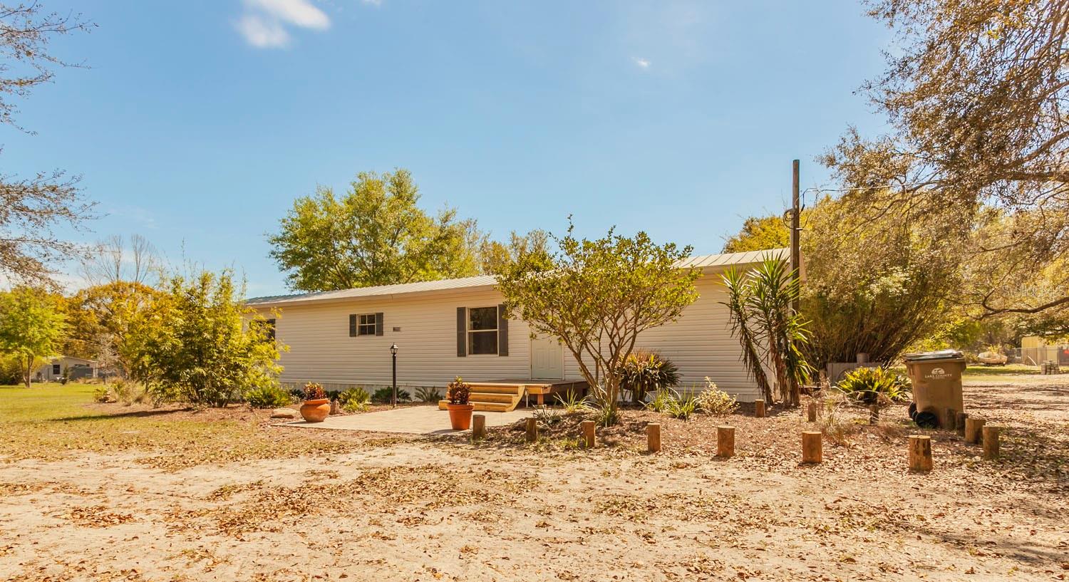 1824 MARION COUNTY RD, WEIRSDALE, FL, 32195